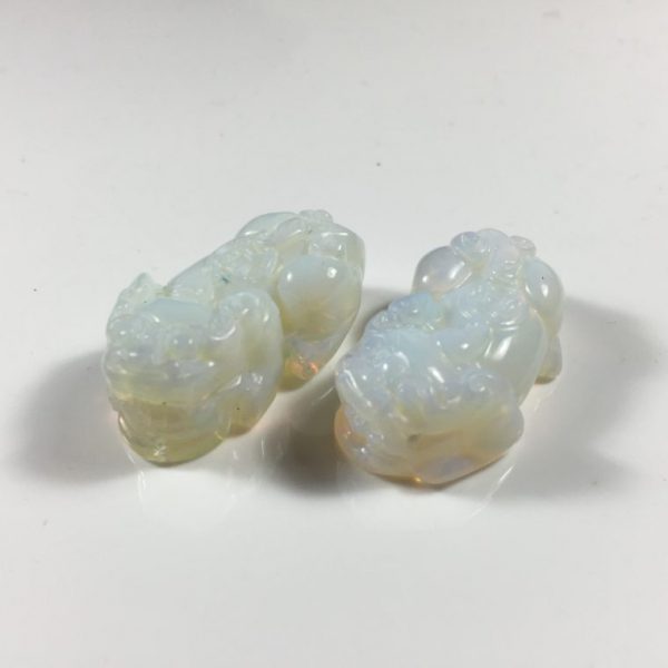 Mặt dây chuyền Tỳ hưu đá xà cừ Labradorite (8074)